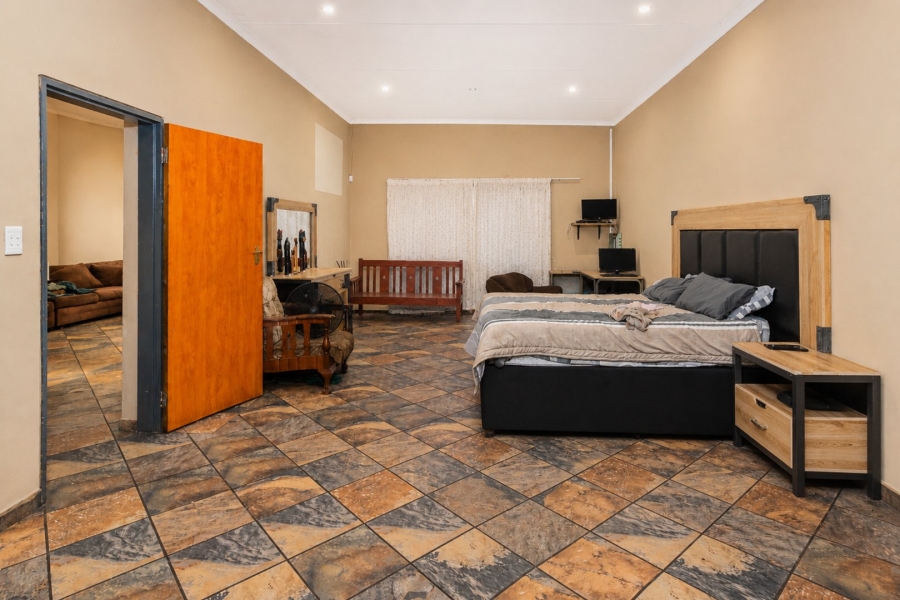 5 Bedroom Property for Sale in Brits North West